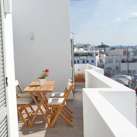 Lägenhet Walking Distance Spacious With Balcony - Esencia Naxian *